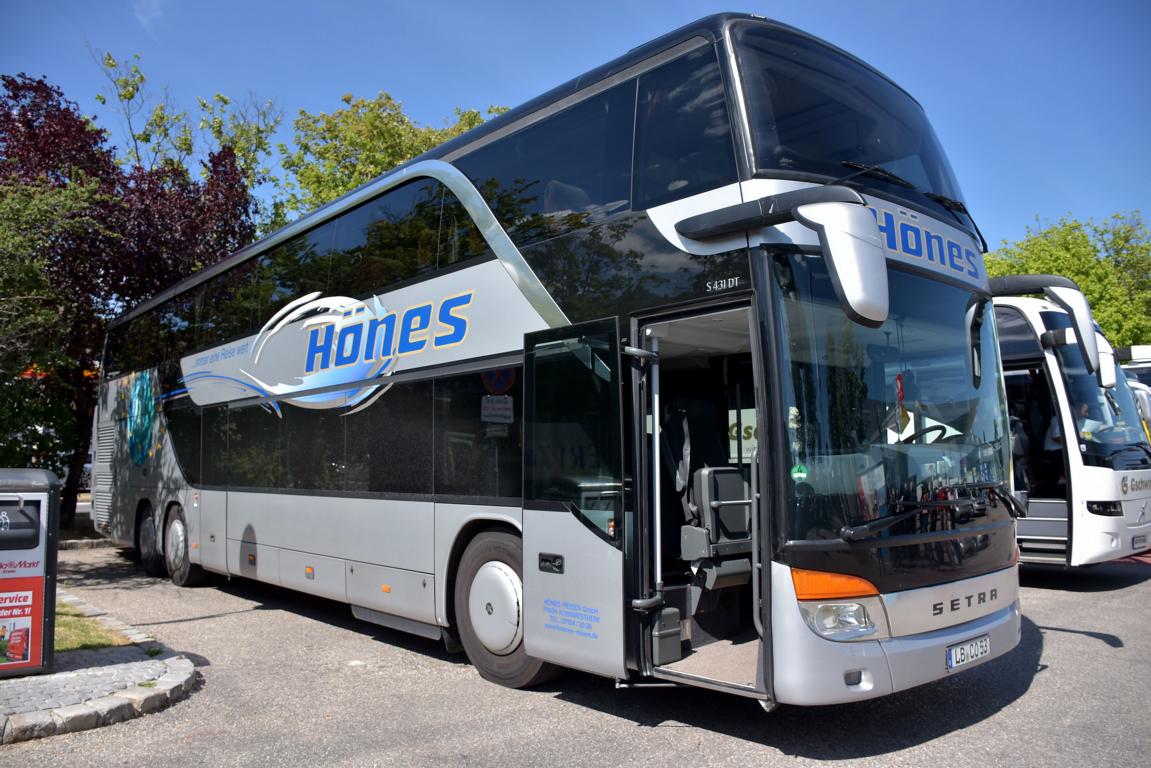 Stra 431 DT von H�NES Reisen aus der BRD.