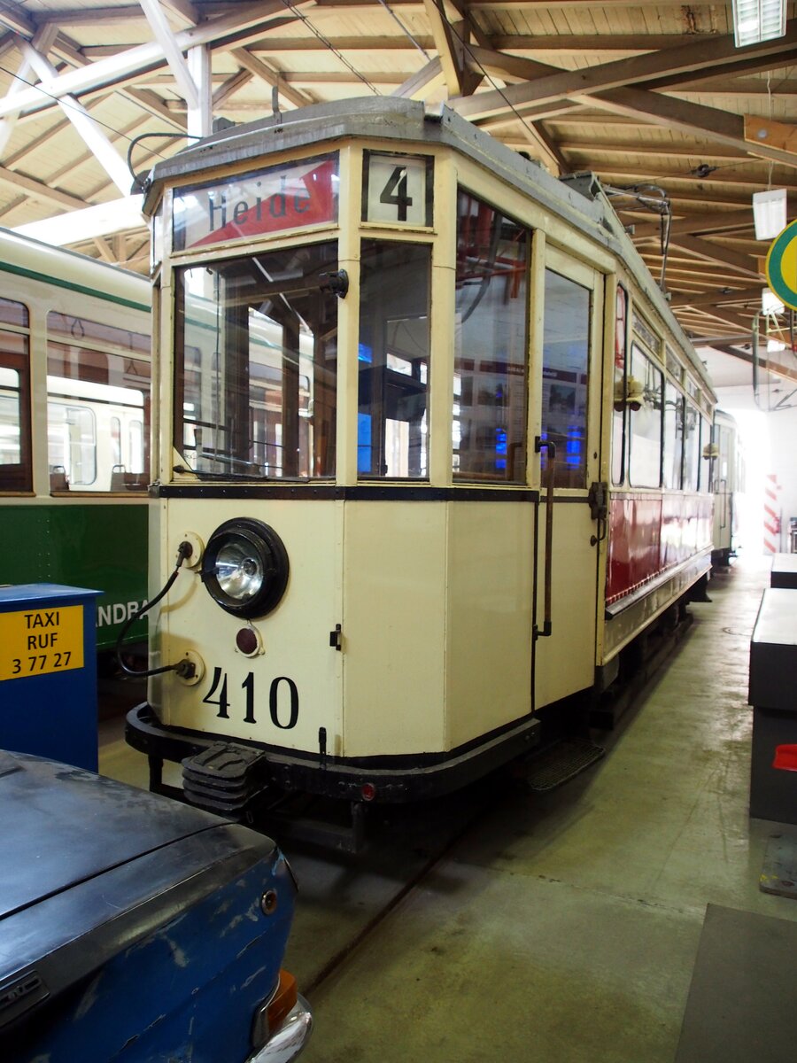 Straßenbahn / Stadtverkehr; Halle;  T 2 Nr.410 von Lindner Baujahr 1928 im Tram-Museum Halle am 20.07.2019.