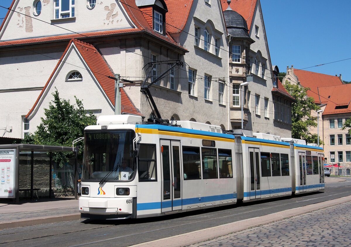 Straßenbahn / Stadtverkehr, Jena; GT 6 M Nr.605 von AEG Baujahr 1996 in Jena am 01.07.2015.