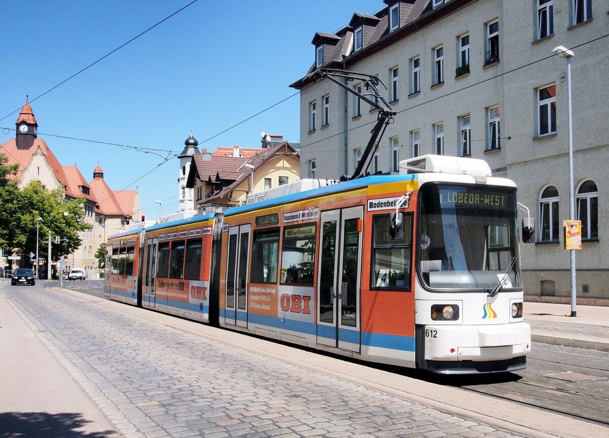 Straßenbahn / Stadtverkehr Jena;   GT 6 M Nr.612 von Adtranz Baujahr 1997 in Jena am 01.05.2015.
