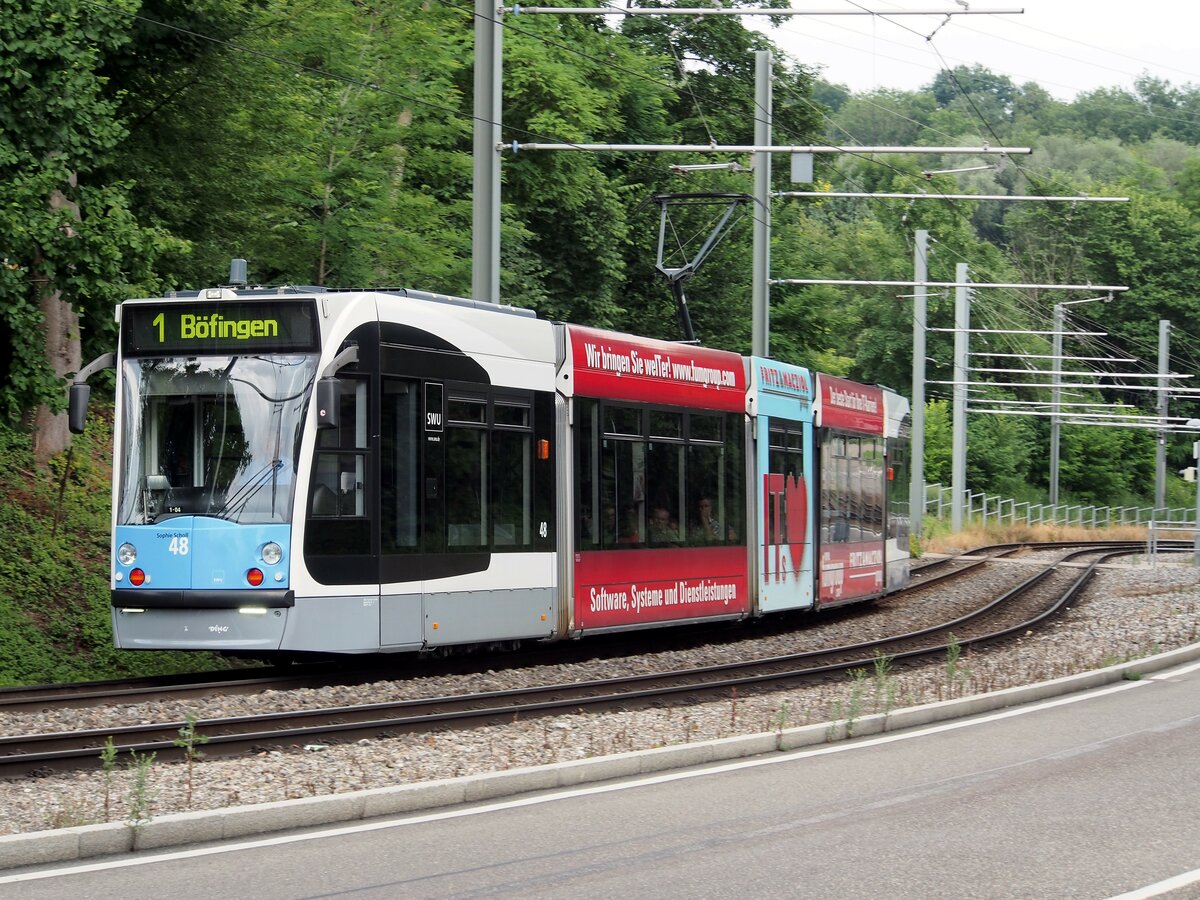 Straßenbahn / Stadtverkehr; Ulm   Combino NF 6 Nr.48 von Siemens Baujahr 2003 auf der Böfinger Steige am 26.07.2016.