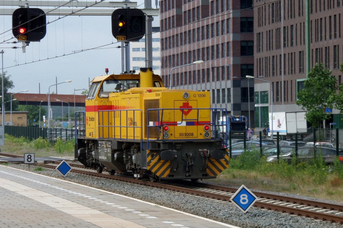 Strukton 303008 durchfahrt am 22 Juli 2016 ´s Hertogenbosch.