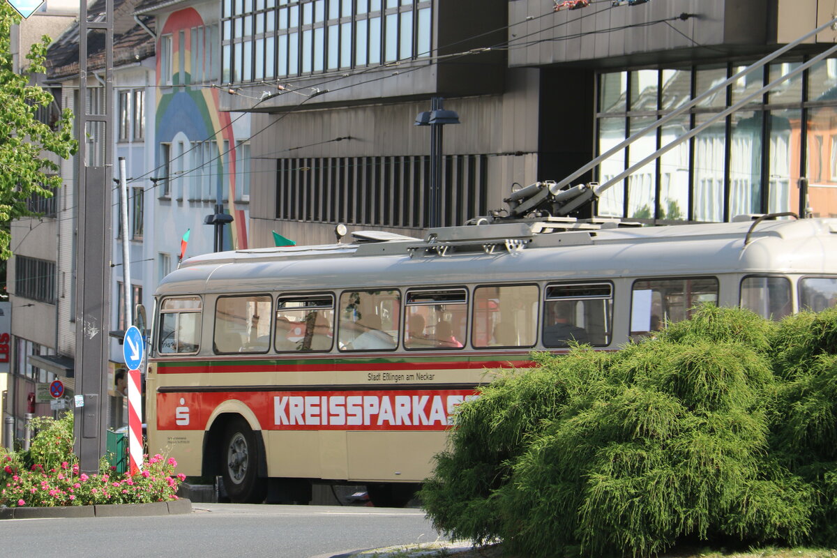 SVE Esslingen - Nr. 22/ES-VE 262 - Henschel Trolleybus am 19. Juni 2022 in Solingen (Teilaufnahme: Martin Beyer)