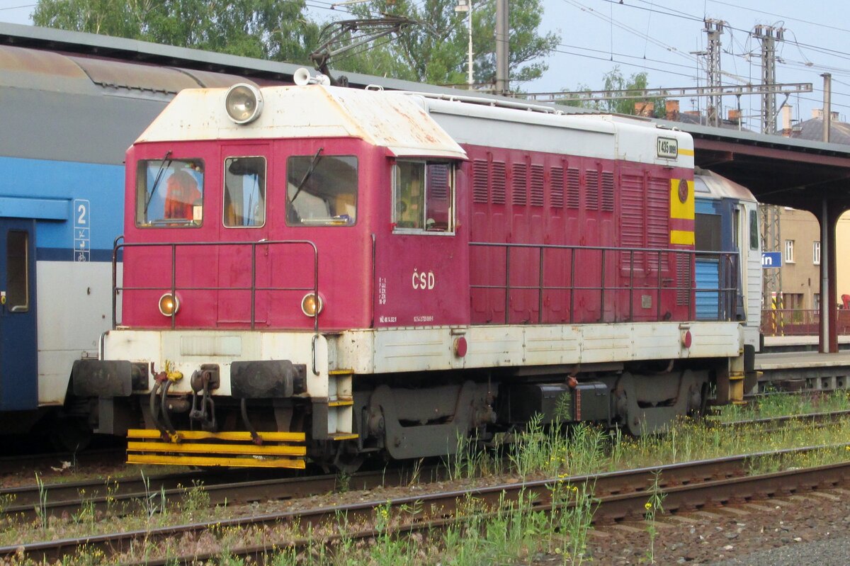 T435 0099 steht am 21 Mai 2015 in Kolín.