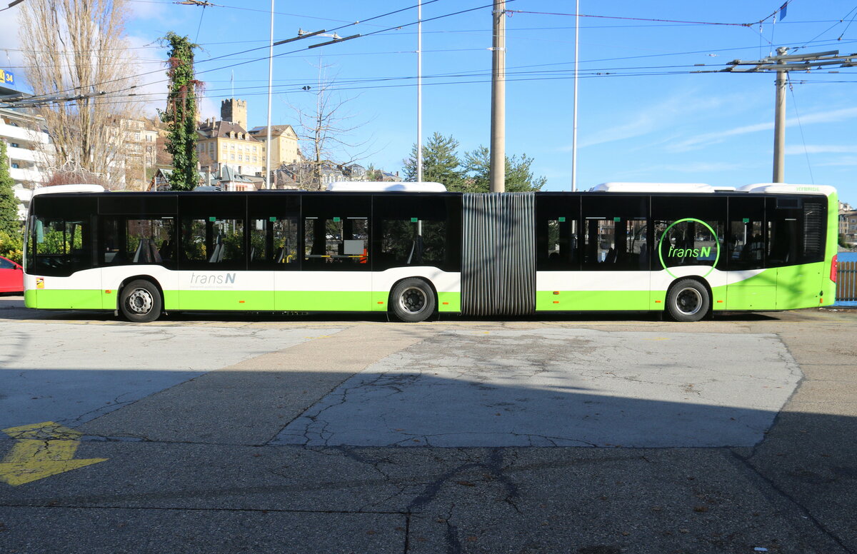 transN, La Chaux-de-Fonds - Mercedes am 15. Dezember 2023 in Neuchtel, Dpt (Aufnahme: Martin Beyer)