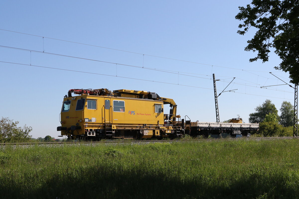 Turmtriebwagen 9436 003 von  Rail Power Systems  am 31. Mai 2021 bei bersee am Chiemsee.
