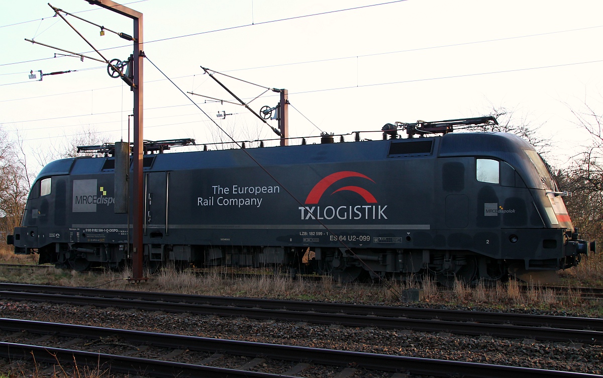 TXL/MRCE 182 599-1/ES64U2-099(Unt/LDX/16.09.09) abgestellt im heute sehr kalten Padborg. 14.02.2014 