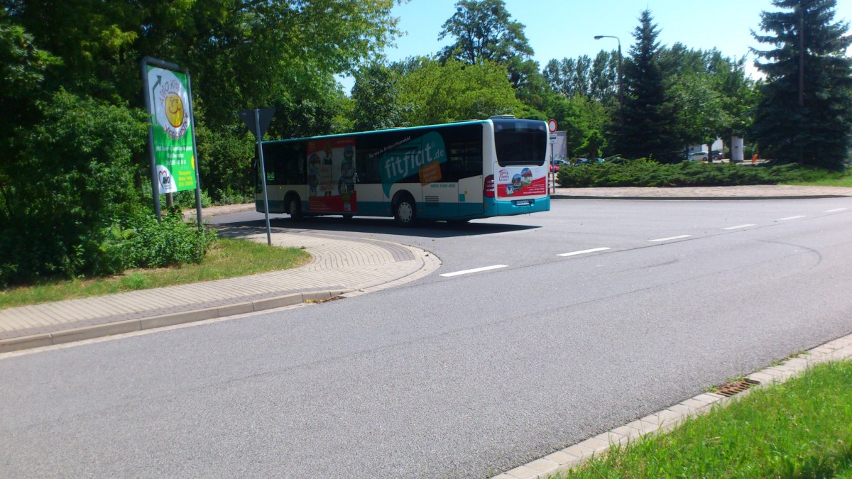 ...und auch noch die linke seite dieses wagen am endhaltepunkt auf der linie 5 dieses citaro 2 NB SW 539 