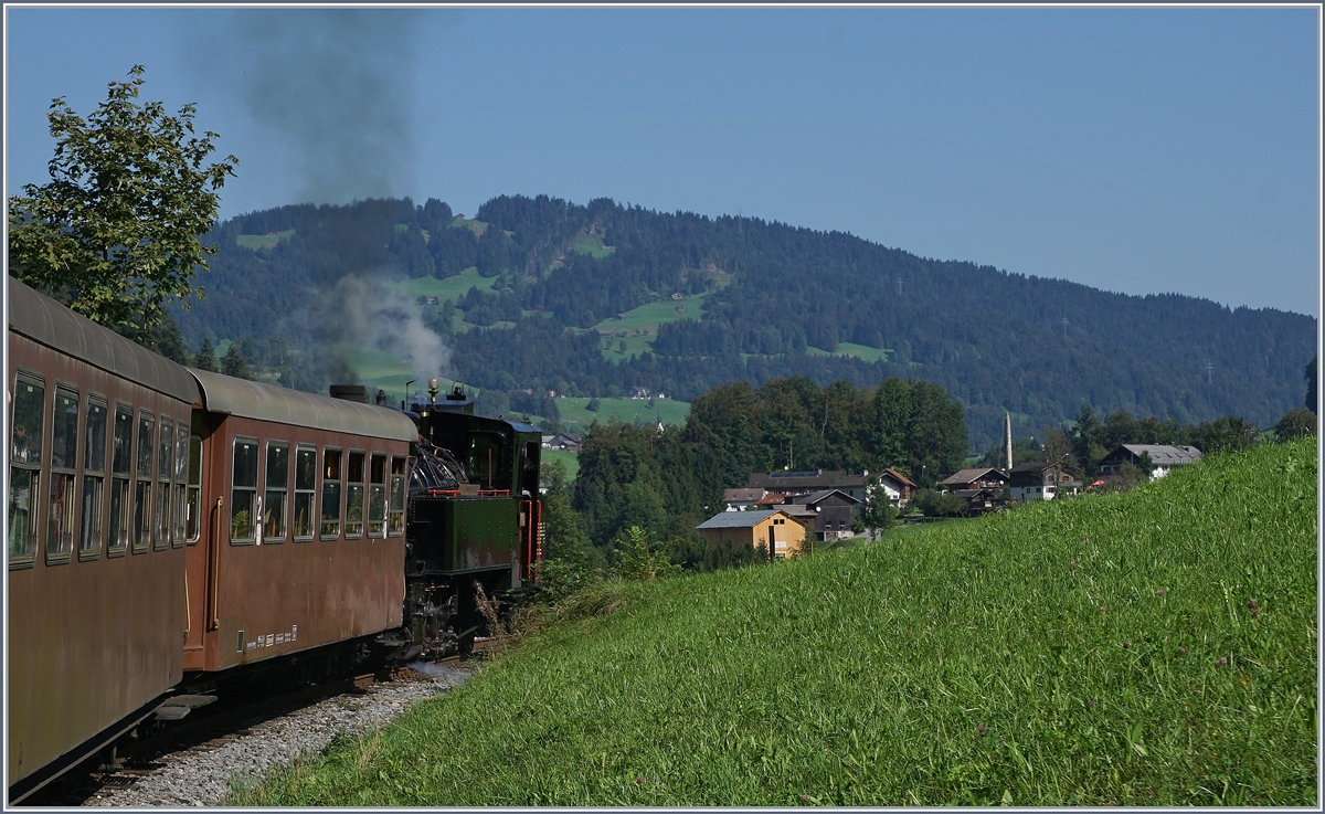Unterwegs auf der Bregenzer Waldbahn: Kurz vor Schwarzenberg.
10. Sept. 2016