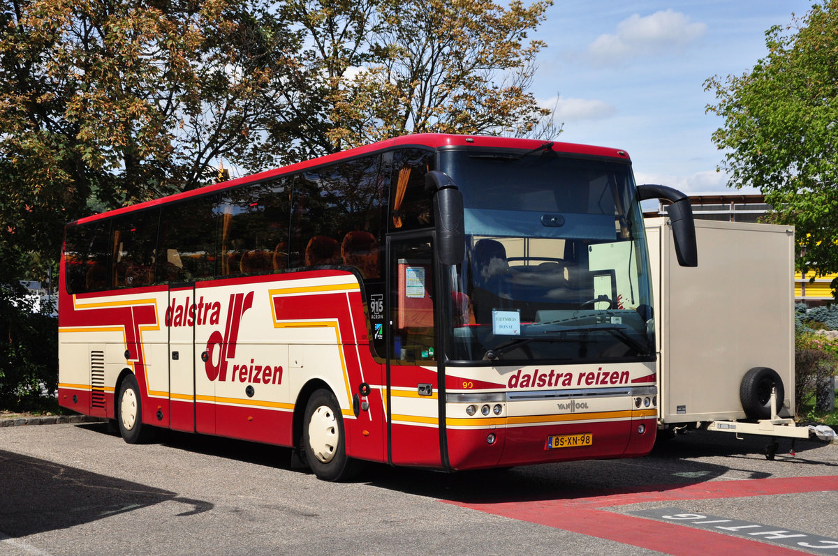 Van Hool T915 acron von Dalstra Reisen.nl in Krems gesehen.