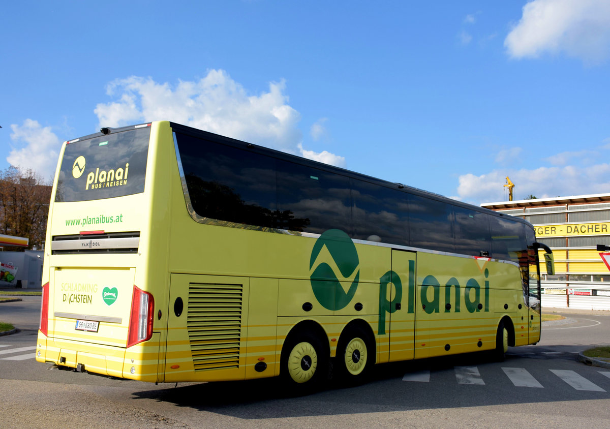 Van Hool TX16 Astron von Planai Busreisen aus �sterreich in Krems.
