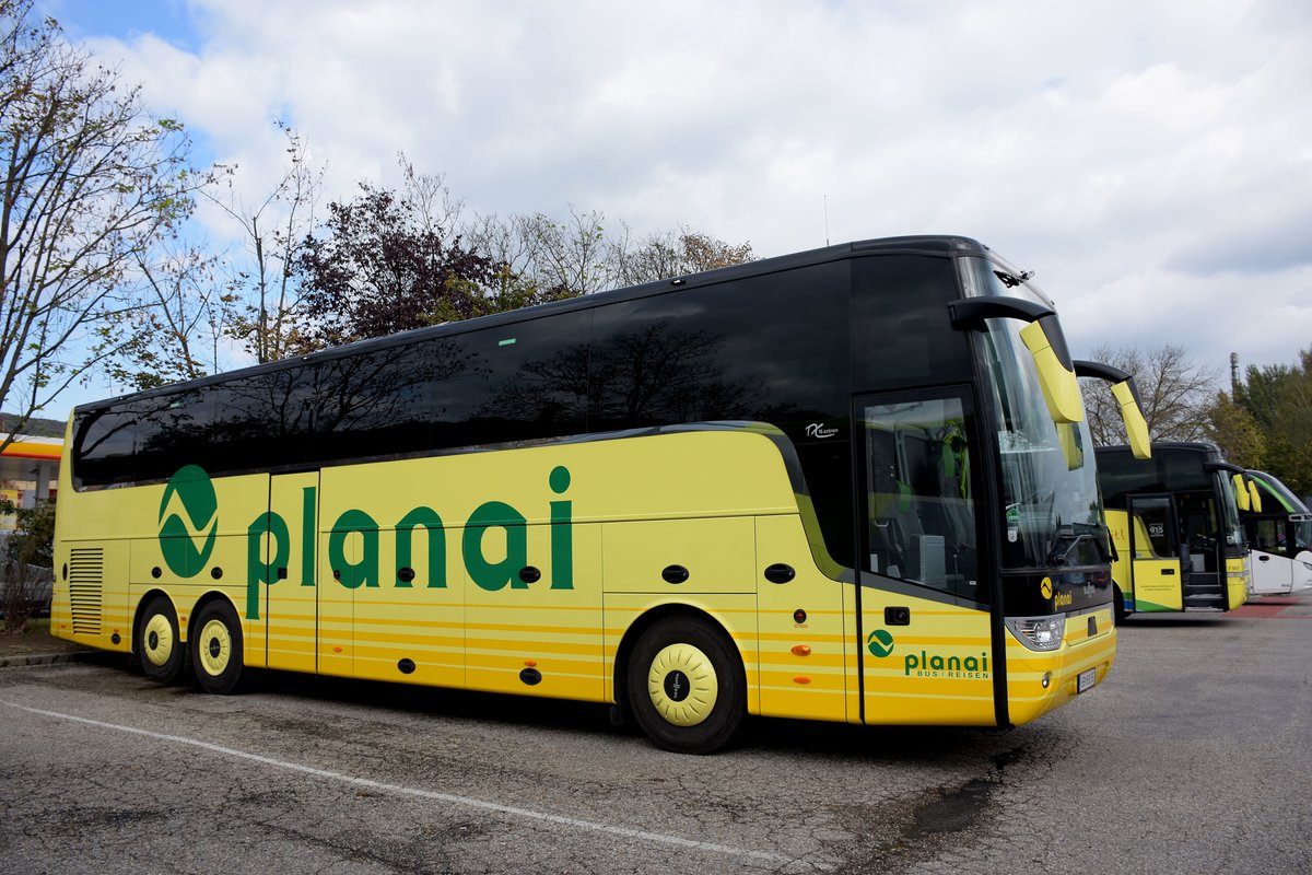 Van Hool TX16 Astron von Planai Busreisen aus �sterreich in Krems.