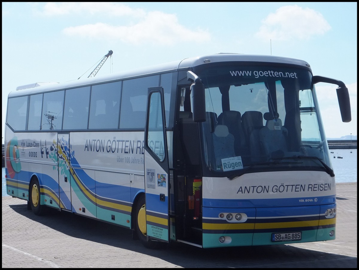 VDL Bova Futura von Anton G�tten Reisen aus Deutschland im Stadthafen Sassnitz.