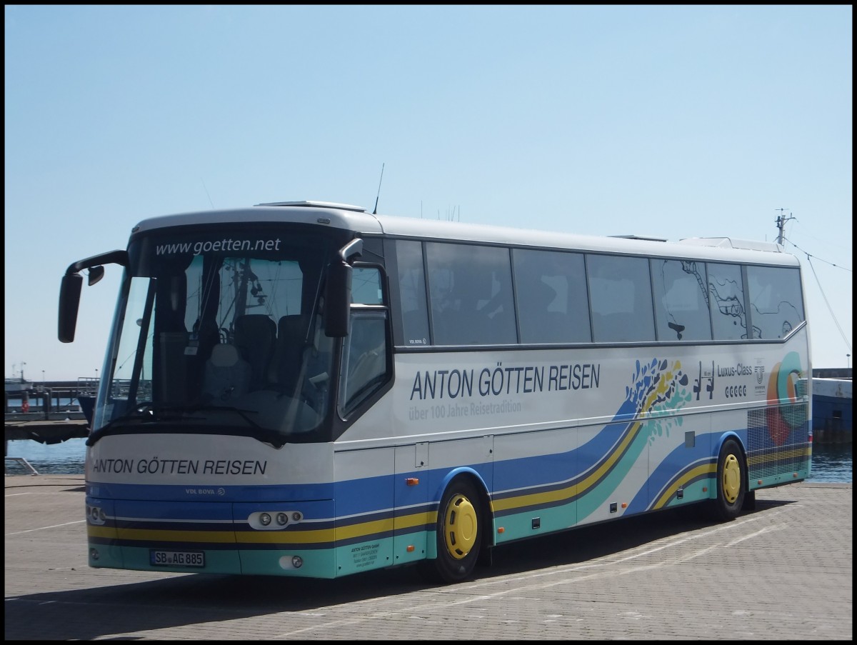 VDL Bova Futura von Anton G�tten Reisen aus Deutschland im Stadthafen Sassnitz.