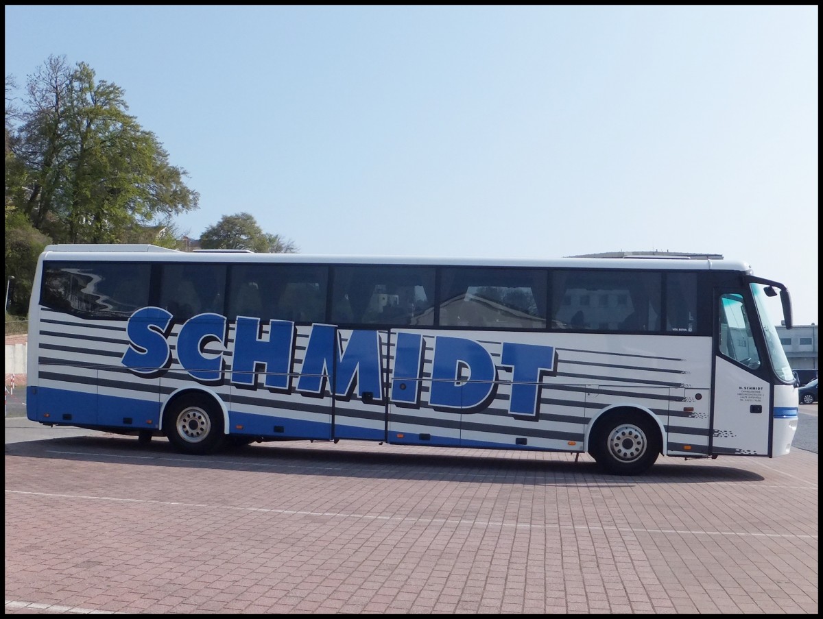 VDL Bova Futura von Schmidt aus Deutschland im Stadthafen Sassnitz.