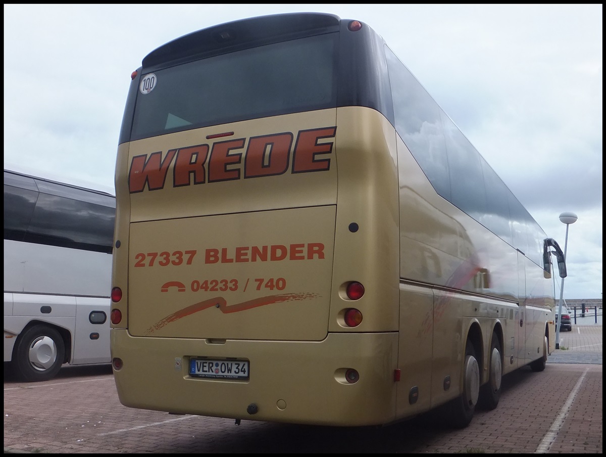 VDL Bova Magiq von Wrede aus Deutschland im Stadthafen Sassnitz.