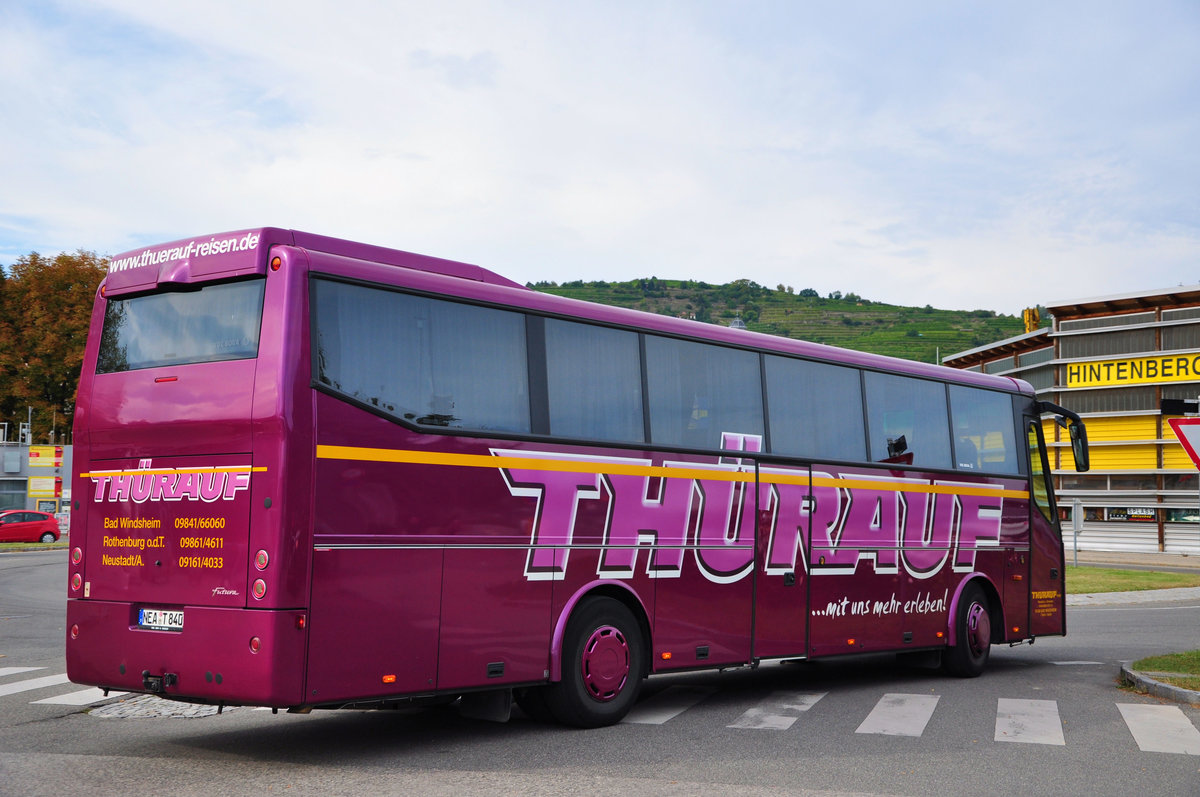 VDL Bova vom Reiseb�ro und Busreisen TH�RAUF aus der BRD in Krems gesehen.