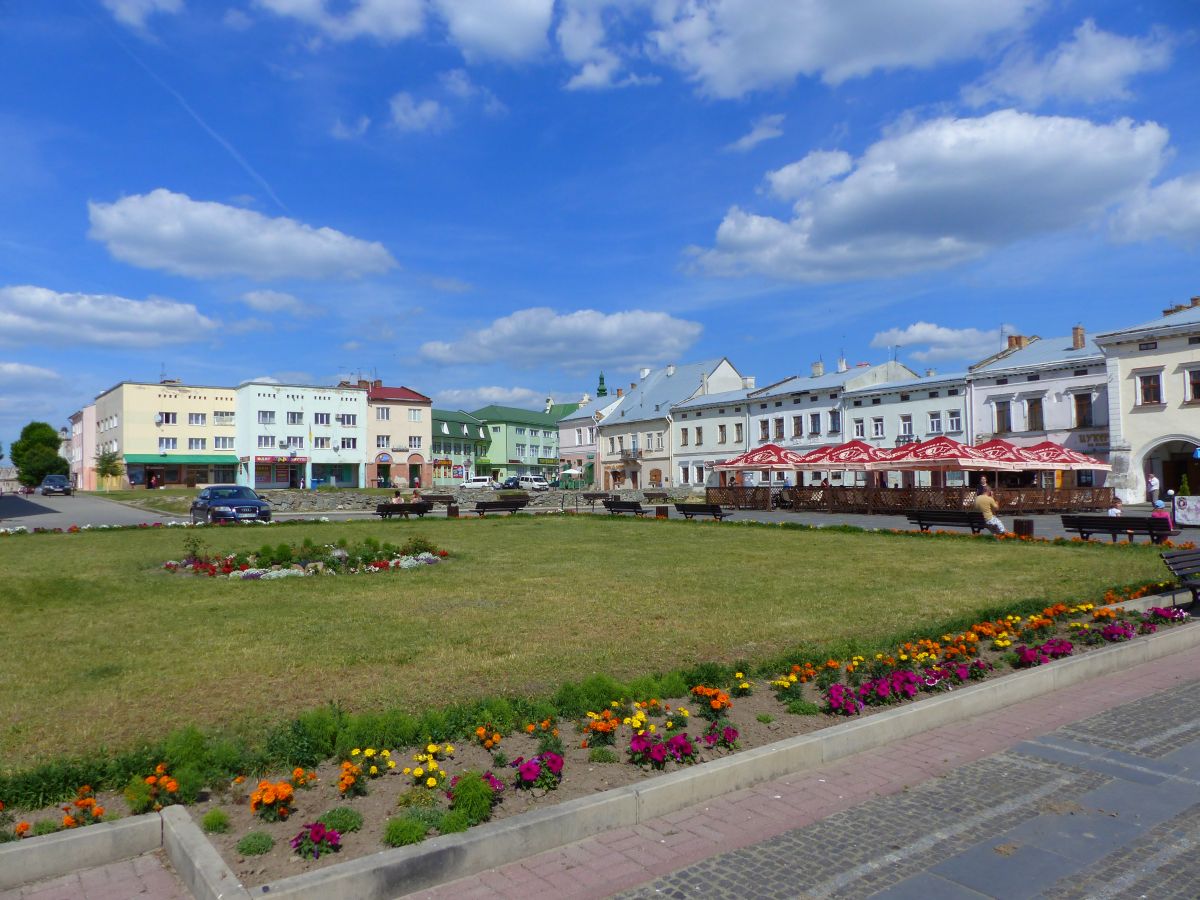 Vicheva Platz, Zhovkva, Ukraine 09-06-2017.

Vicheva plein, Zhovkva, Oekrane 09-06-2017.