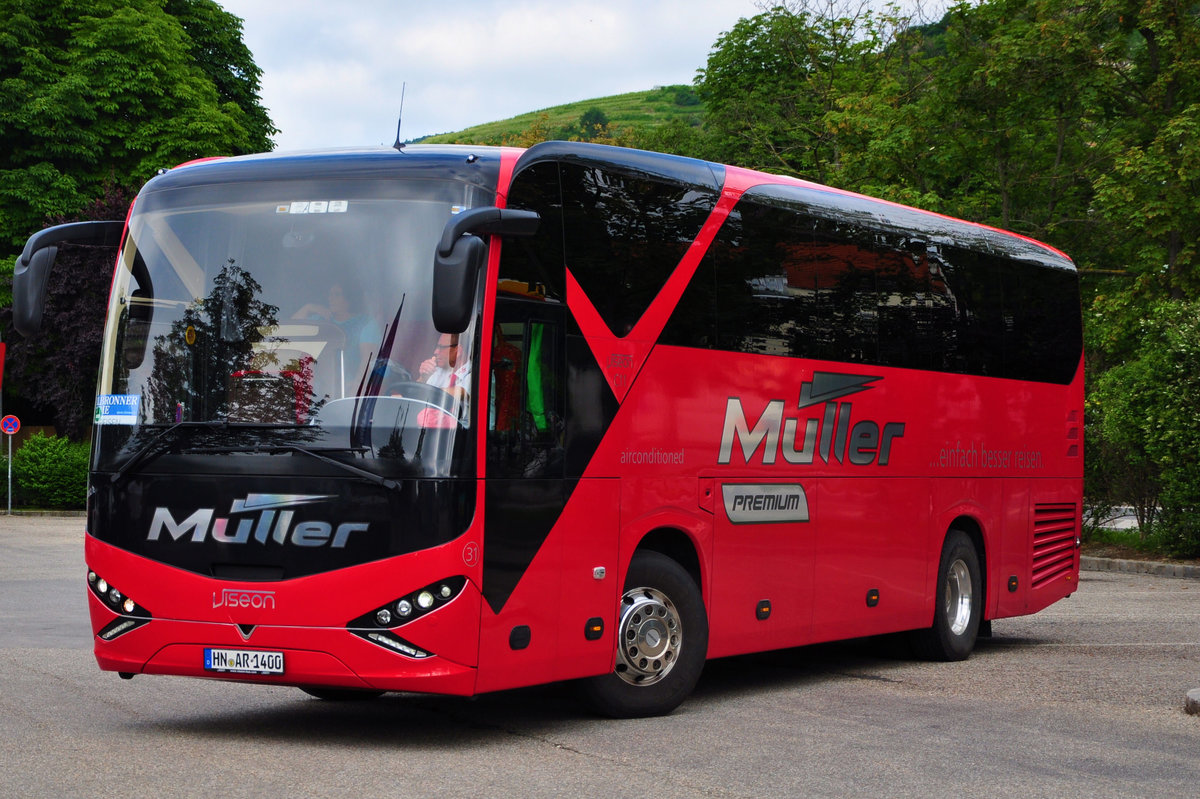 Viseon C11 von M�ller Reisen aus der BRD in Krems gesehen.