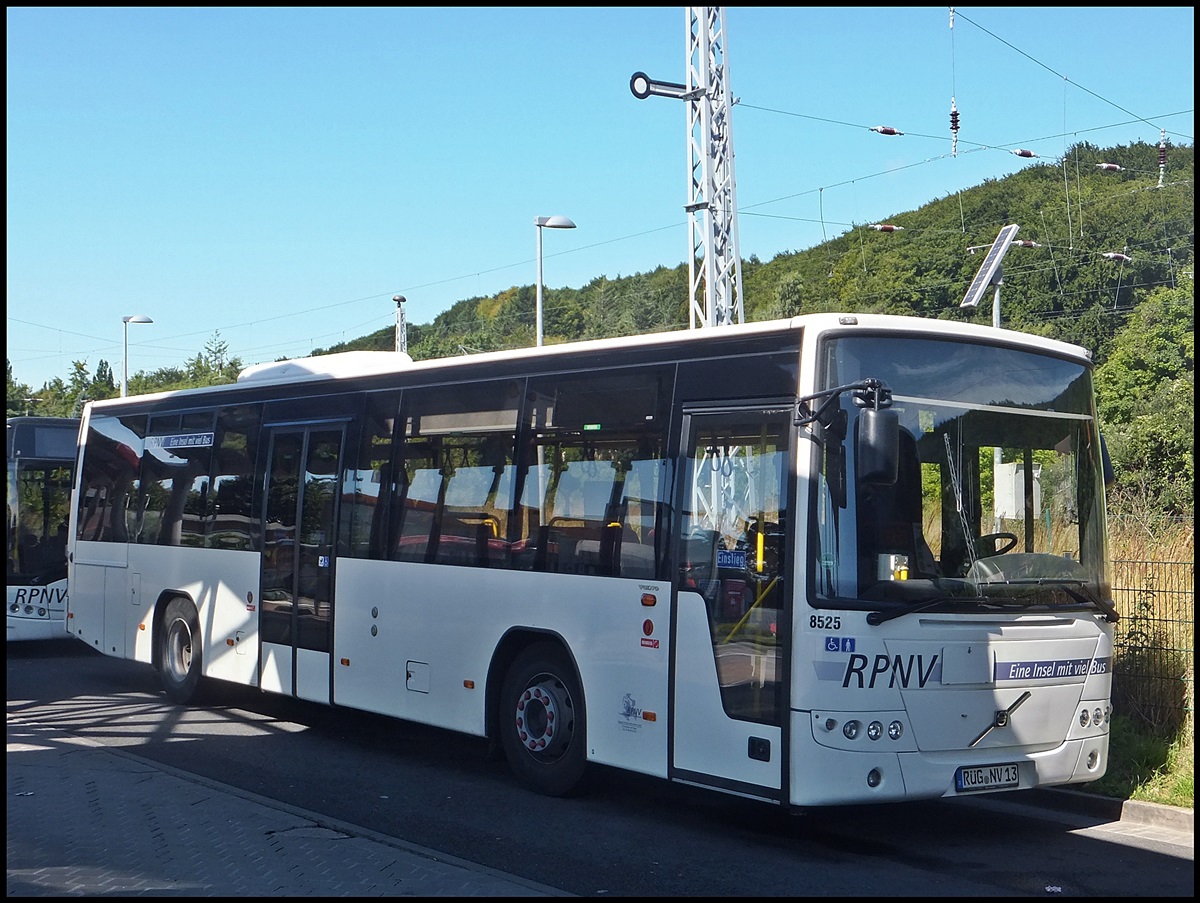Volvo 8700 der RPNV in Sassnitz.