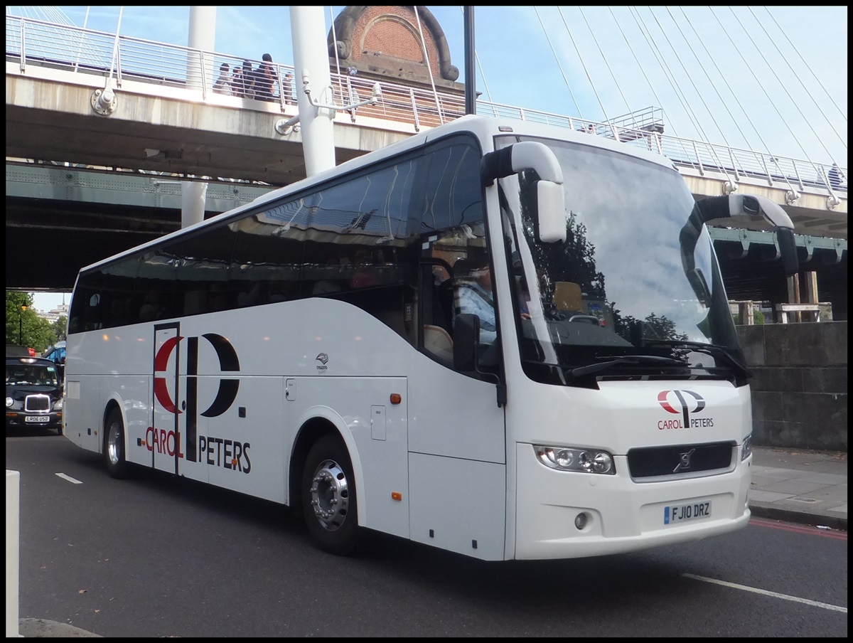 Volvo 9700 von Carol Peters aus England in London.