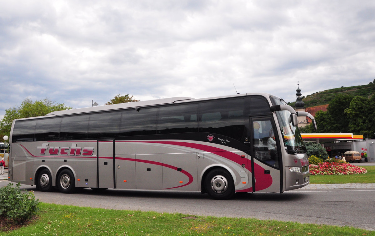 Volvo 9700 von Fuchs Reisen aus sterreich in Krems gesehen.