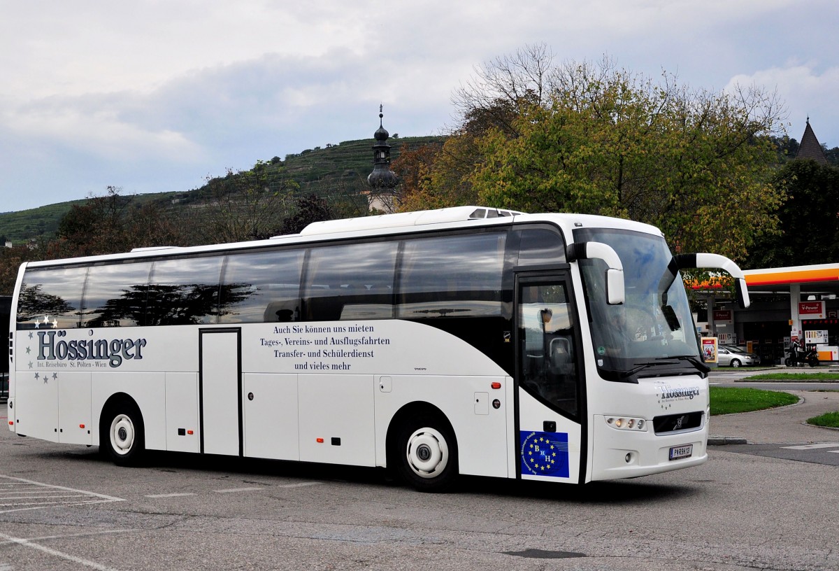 VOLVO 9700 von H�ssinger Reisen aus �sterreich am 20.9.2014 in Krems.