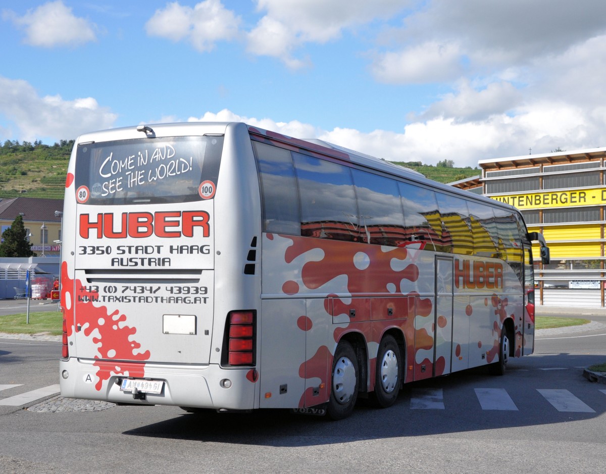 VOLVO 9700 von HUBER Busreisen/�sterreich im September 2013 in Krems gesehen.
