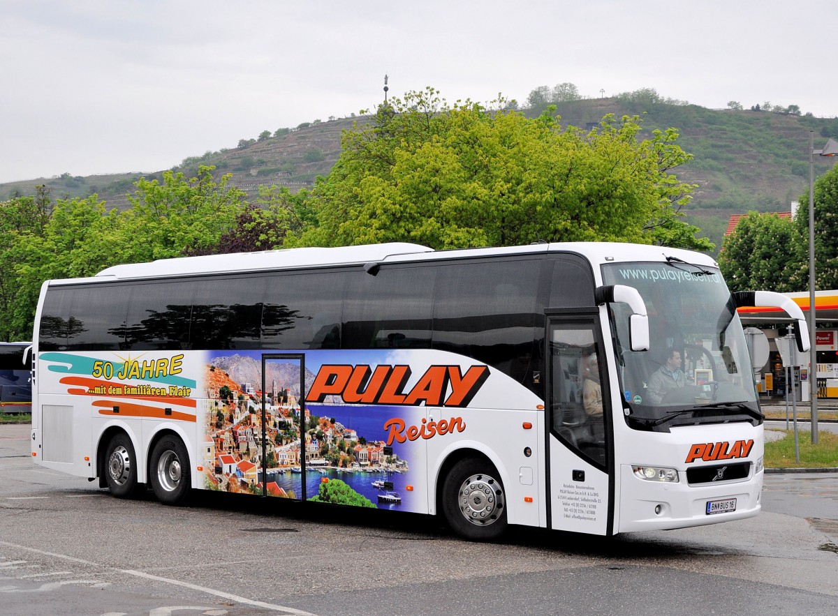 Volvo 9700 von Pulay Reisen aus �sterreich im Mai 2014 in Krems.