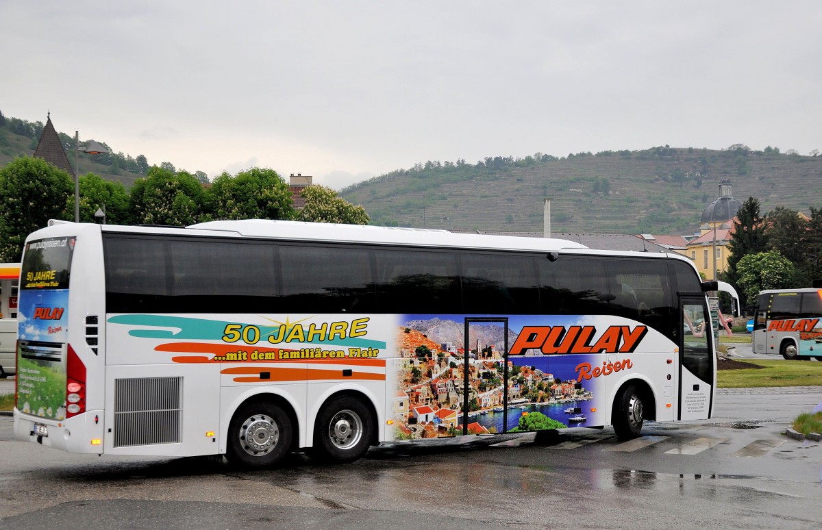 Volvo 9700 von Pulay Reisen aus �sterreich im Mai 2014 in Krems.