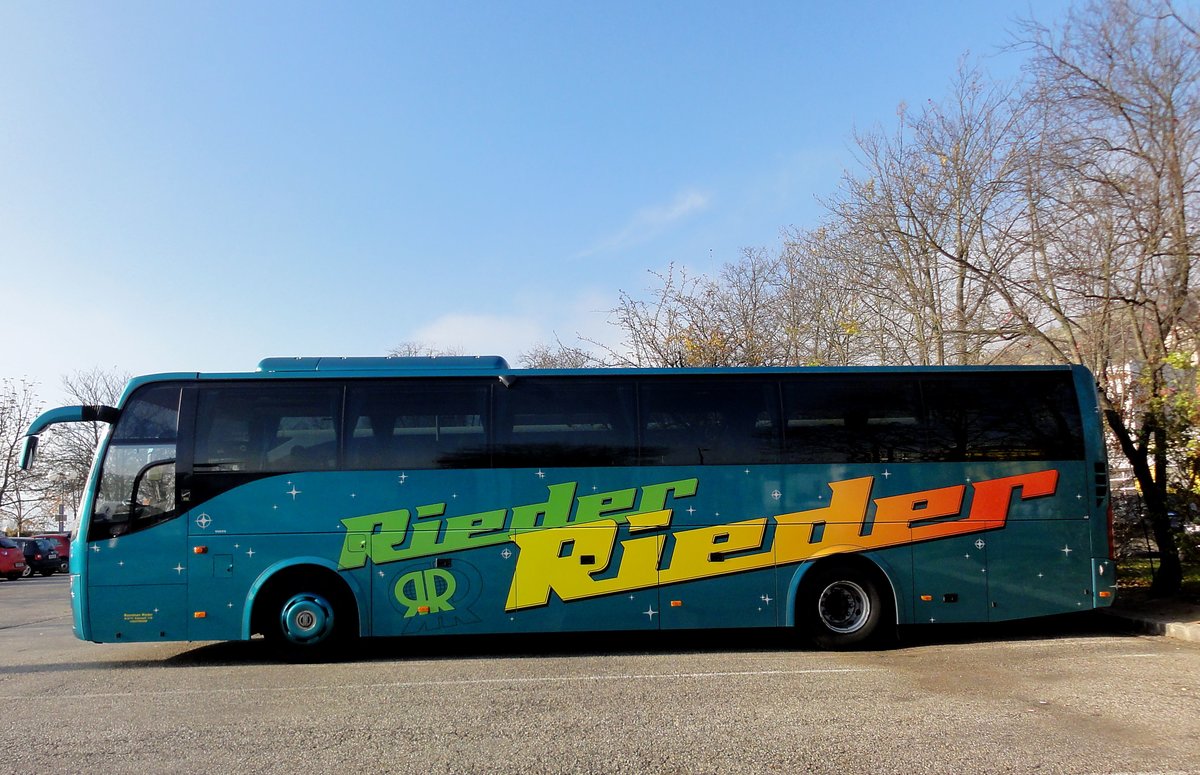 Volvo 9700 von Rieder reisen aus �sterreich in Krems gesehen.