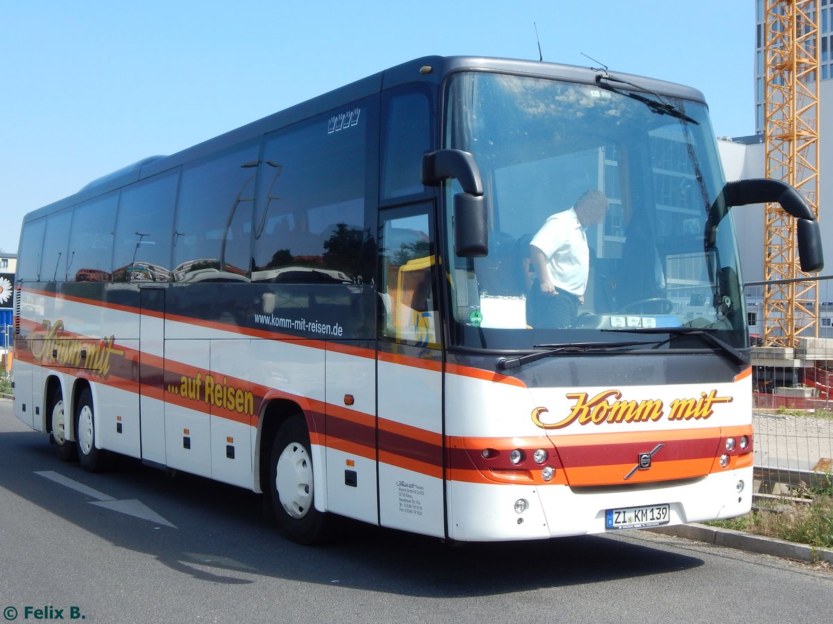 Volvo 9900 von Komm mit aus Deutschland in Berlin.