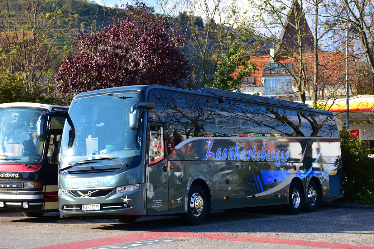 Volvo 9900 von Leonhartsberger Reisen aus sterreich in Krems.