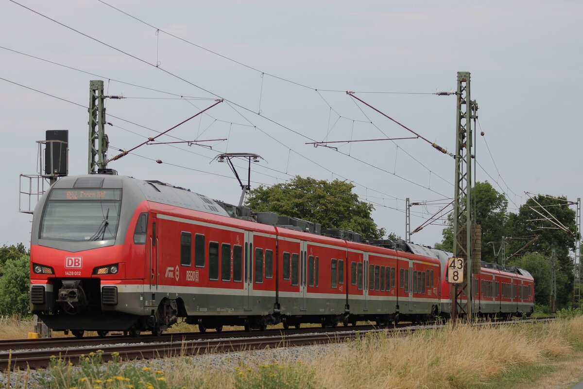 Vom Fahrradpfad zwischen D�lmen und Buldern wurde am 16 Juli 2026 DB 1428 012 fotografiert.