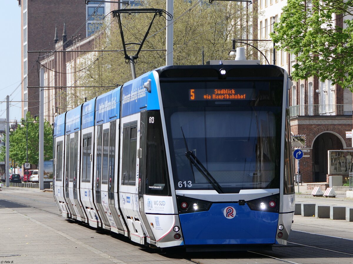 Vossloh 6N2 Nr. 613 der Rostocker Straßenbahn AG in Rostock.