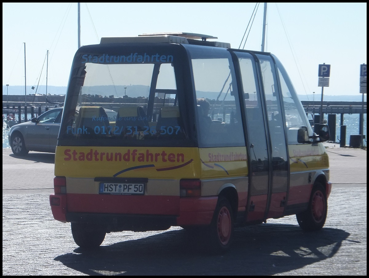 VW Microstar von Stadtrundfahrten Stralsund im Stadthafen Sassnitz.