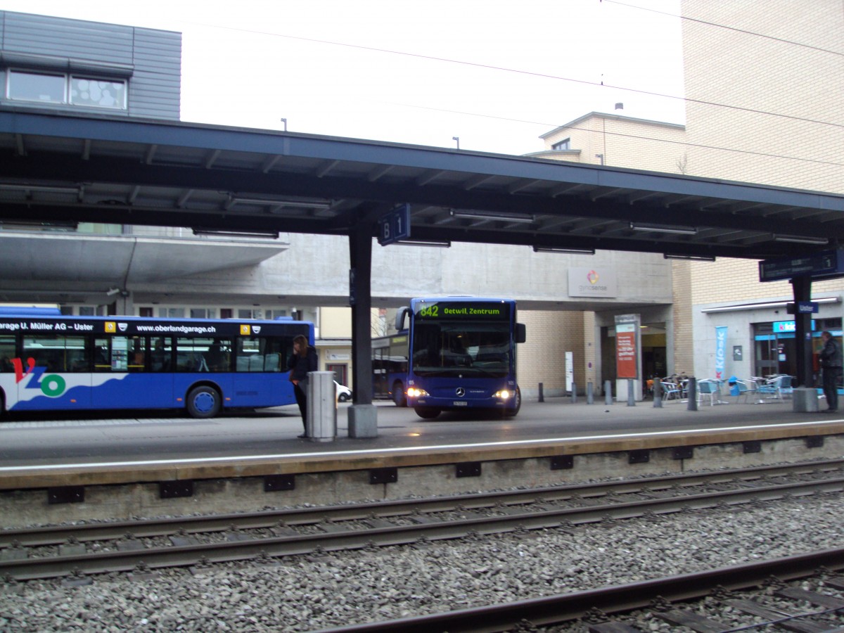 VZO-Mercedes Citaro NR.105 Baujahr 2008 am Bahnhof Uster am 5.2.14.