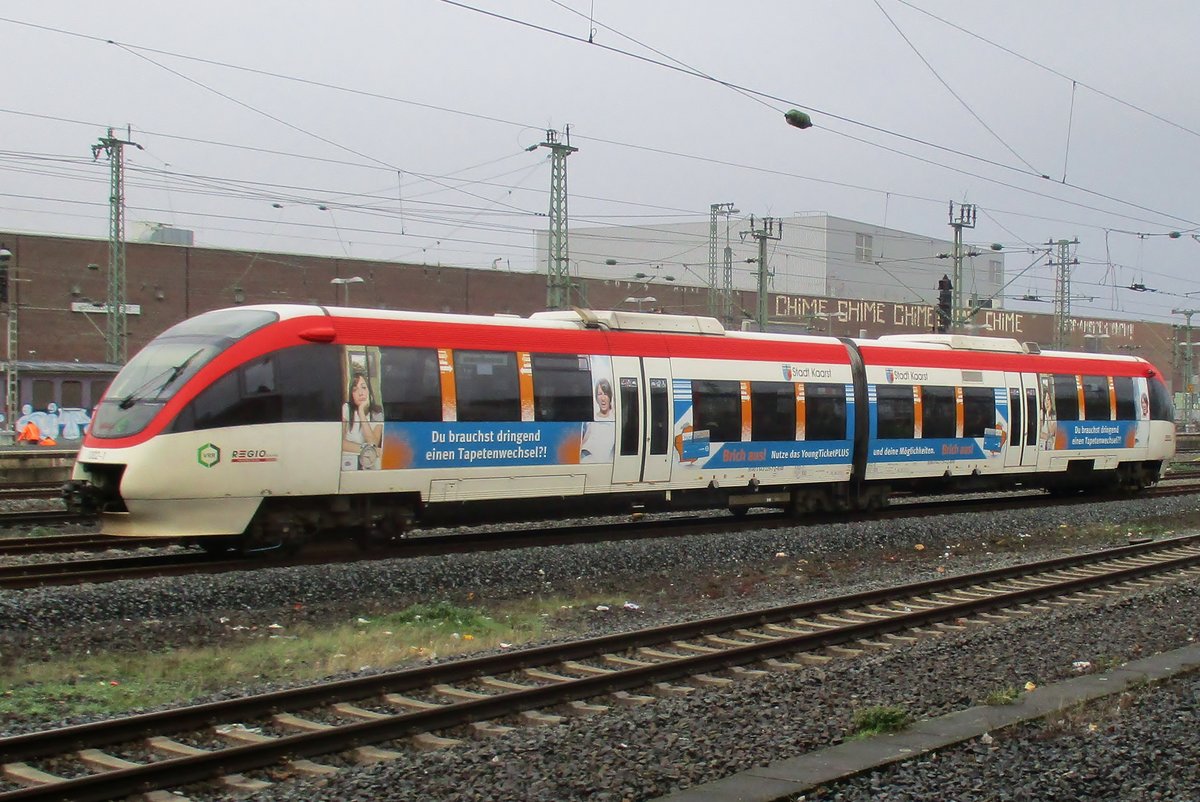 Werbetriebzug 1002-1 verlässt am 30 Jänner 2018 Düsseldorf Hbf.