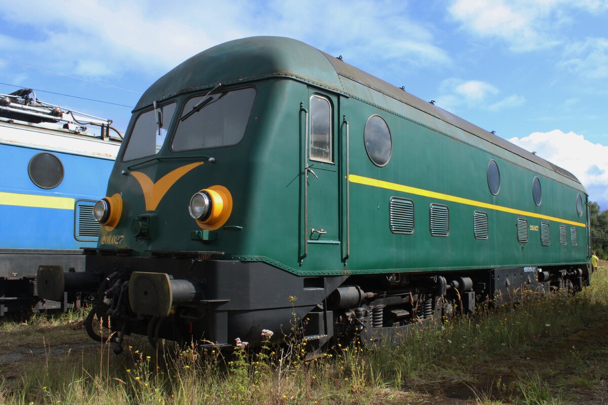 Ziemlich neu in der Kollektion von PFT-TSP ist die 201.027 (ex-NMBS/SNCB 5927) den sich am 17 Augustus 2024 ins Retrotrain Museum in Saint-Ghislain während ein Offener Tur Tag befindet und noch in Aufarbeitung ist.