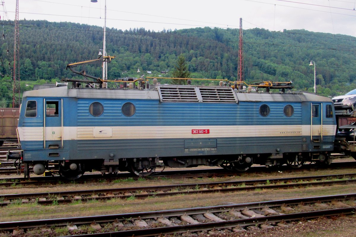 ZSSK 363 140 steht am 29 Mai 2015 in Zilina.