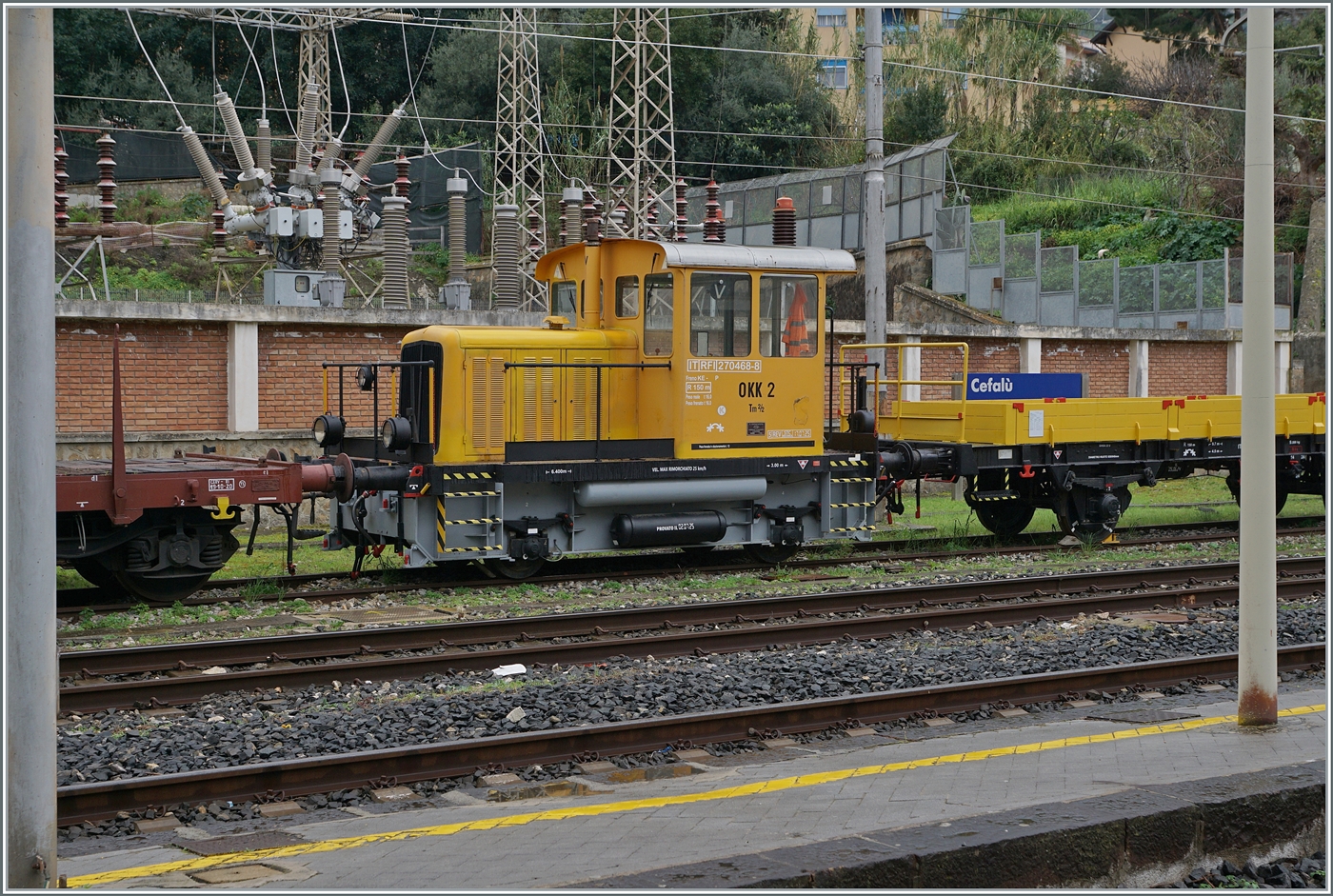 ? der RFI OKK 2 Tm 2/2 270 468-8 in Cefalù gibt mir Rätsel auf und ich habe trotz googlen nicht gefunden?

6. März 2026

