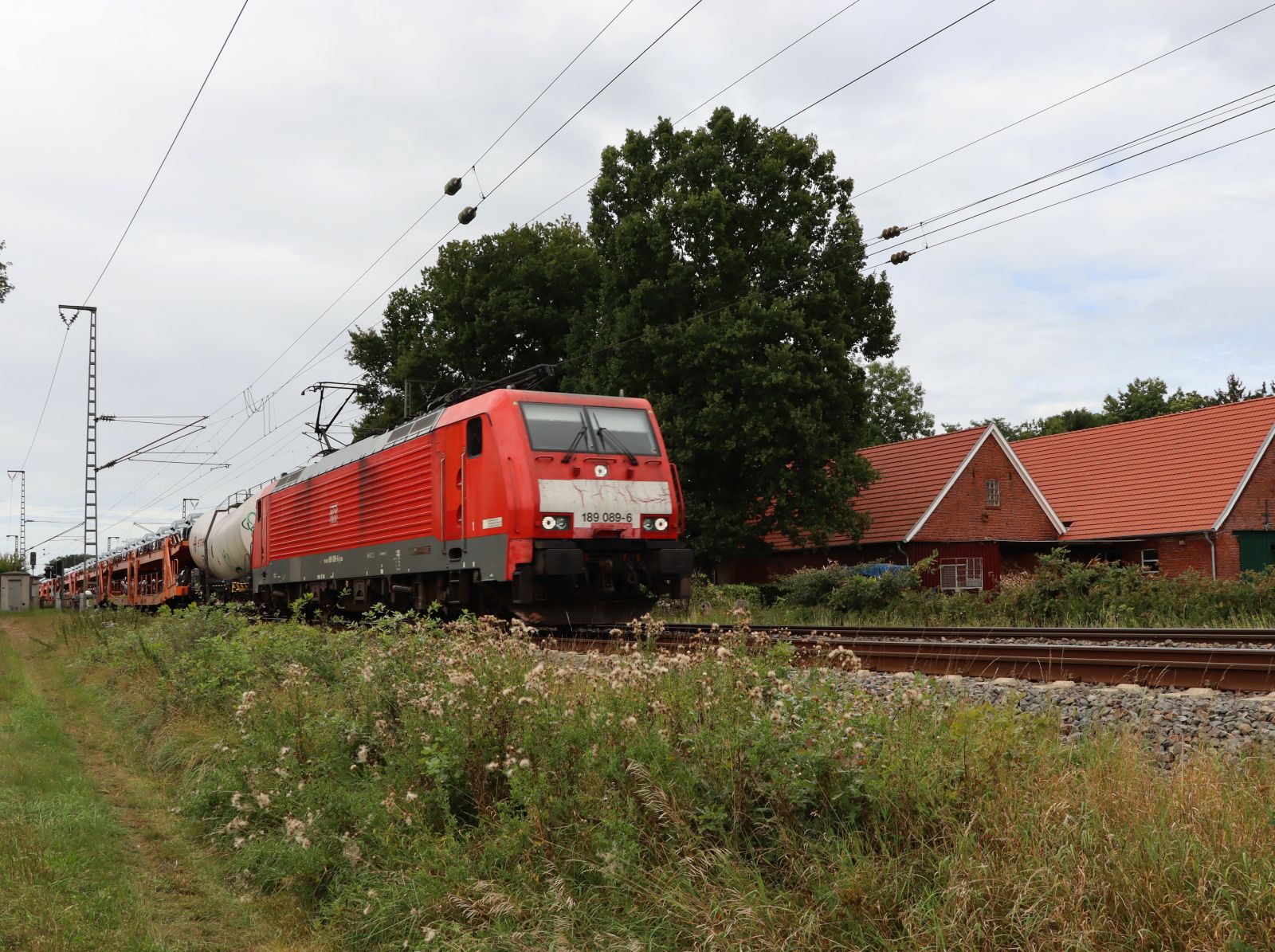 DB Cargo Lokomotive 189 089-6 Devesstrasse Salzbergen 27-08-2025.

DB Cargo locomotief 189 089-6 Devesstrasse Salzbergen 27-08-2025.