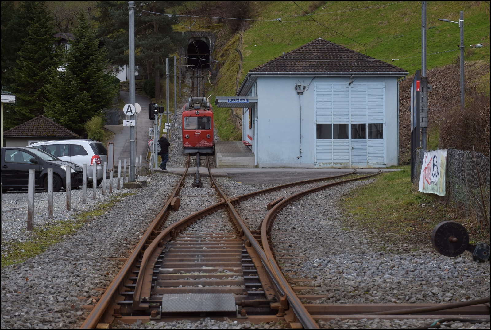 S26-BB-und-IGS-Minitreffen.

Hoppala, noch ein BB/IGS-Fotograf im Bild... BDeh 1/2 1 'Liseli' in Ruderbach. Februar 2023.