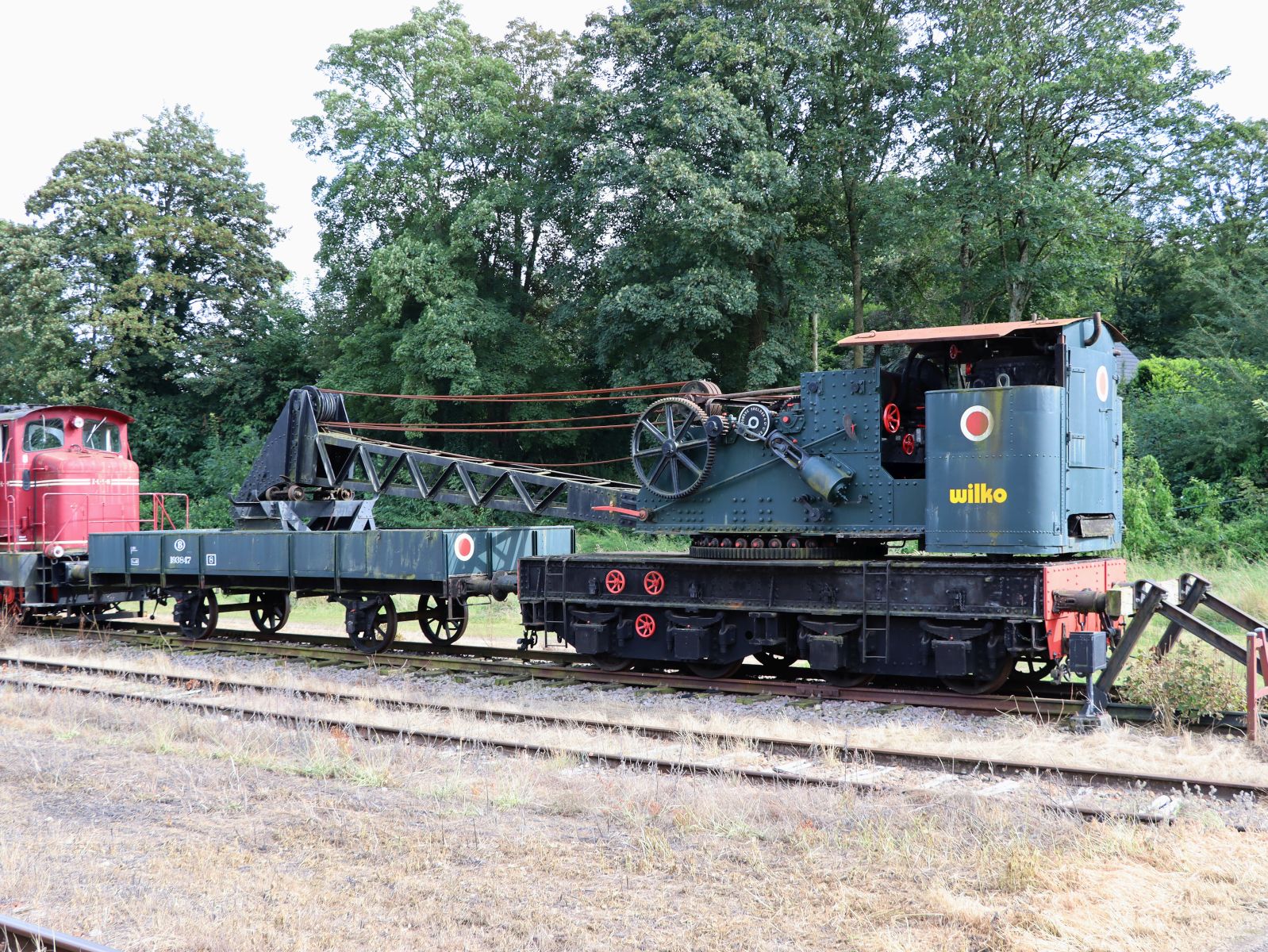 ZSLM (Zuid‐Limburgse Stoomtrein Maatschappij) Selbstfarende Schienen-Dampf-Kran A310/6 Baujahr 1905 Cowans Sheldon & Co. Ltd England. Ex-NMBS 21431700 Bahnhof Simpelveld 21-08-2024.

ZSLM (Zuid‐Limburgse Stoomtrein Maatschappij) Rijdende stoomkraan A310/6 bouwjaar 1905 Cowans Sheldon & Co. Ltd England. Ex-NMBS 21431700 station Simpelveld 21-08-2024.