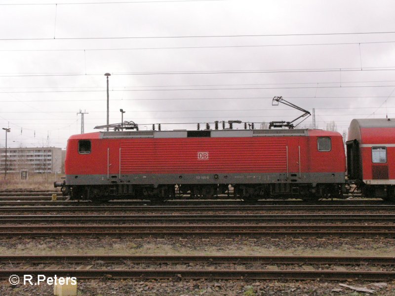 112 165-6 wartet mit den RE1 Magdeburg in Eisenh�ttenstadt auf R�ckfahrt. 06.02.08