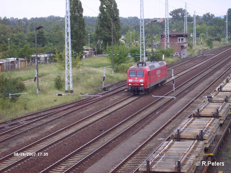 145 065-9 rollt durch Eisenh�ttenstadt am 26.08.07