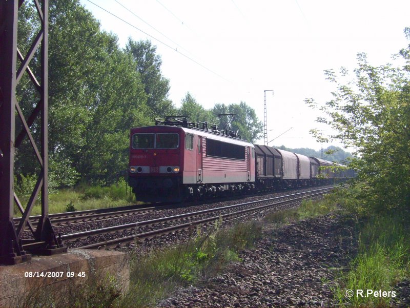 155 079-7 zieht auf den S�dlichen BAR ein Gedeckten G�terzug. 14.08.07