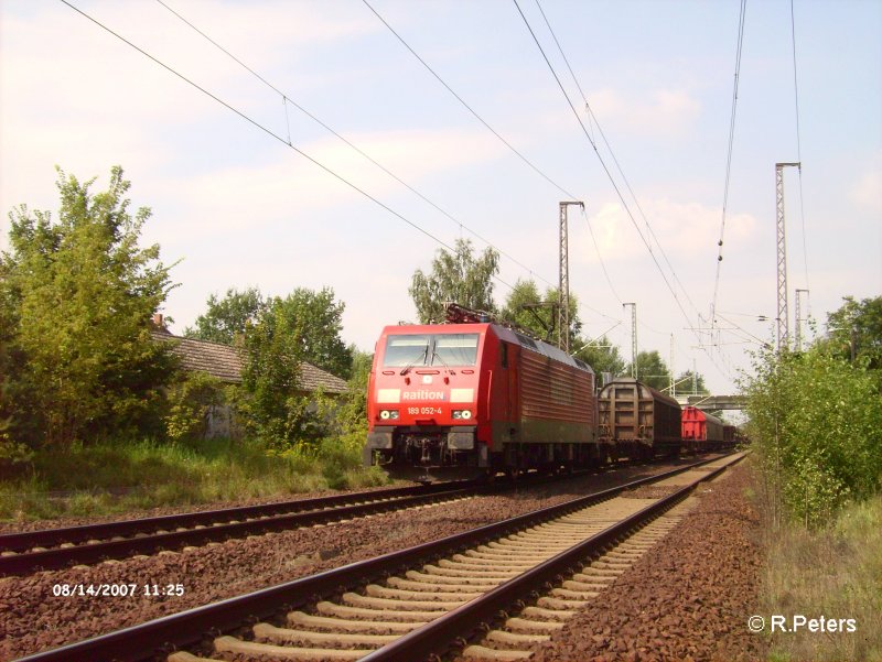 189 052-4 mit ein gemischten G�terzug auf den S�dlichen BAR. 14.08.07