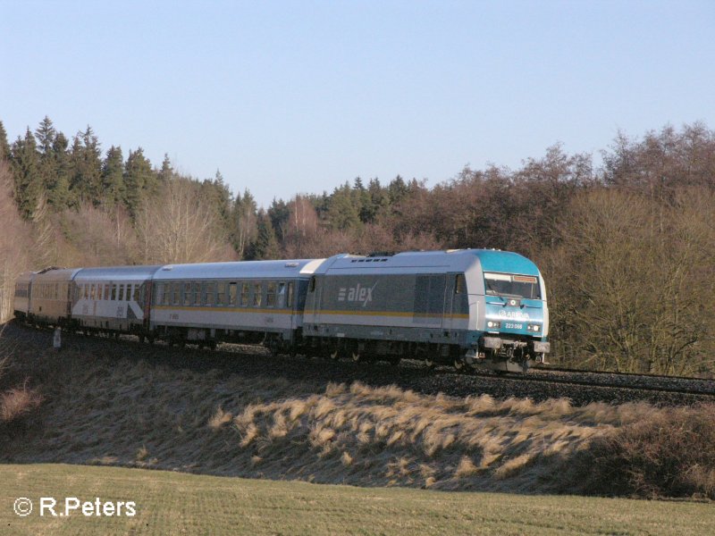 223 066 legt sich bei Oberteich mit ein Alex nach M�nchen in die Kurve. 25.01.08
