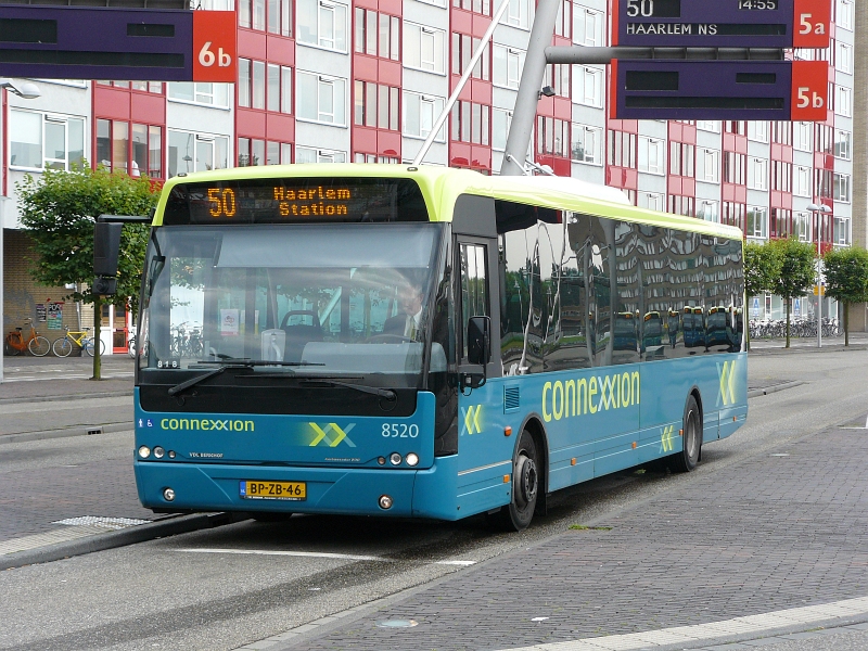 8520 Leiden Centraal Staion 15-07-2007.